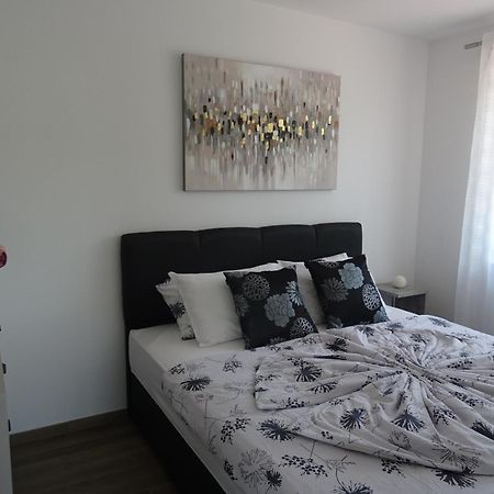 Val&Sol Apartments Secovlje Ngoại thất bức ảnh